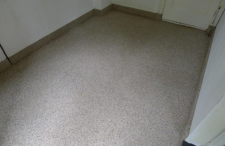 Nieuwe terrazzo keukenvloer